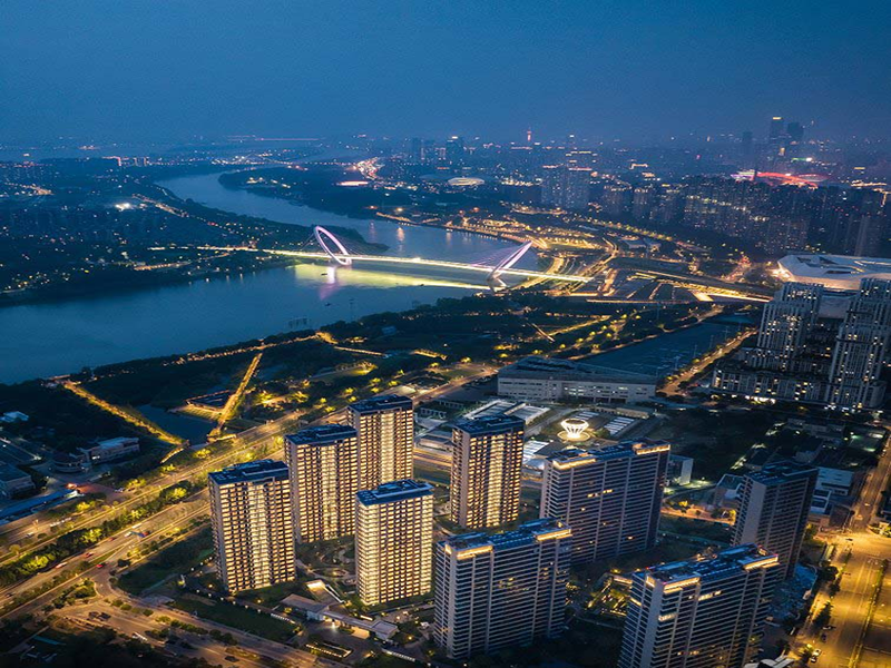 時(shí)光潤色  自成高峰——江蘇宏嘉公司承接的高端科技住宅項(xiàng)目引領(lǐng)行業(yè)新潮流